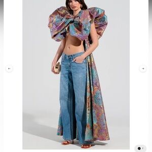 In search of Akira blouse/cape size small